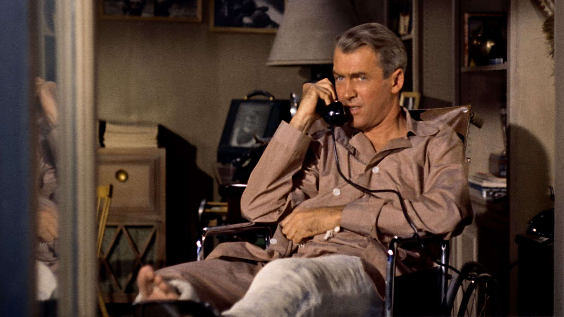 REAR WINDOW